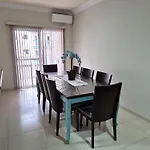 Condominio Grand Rubi